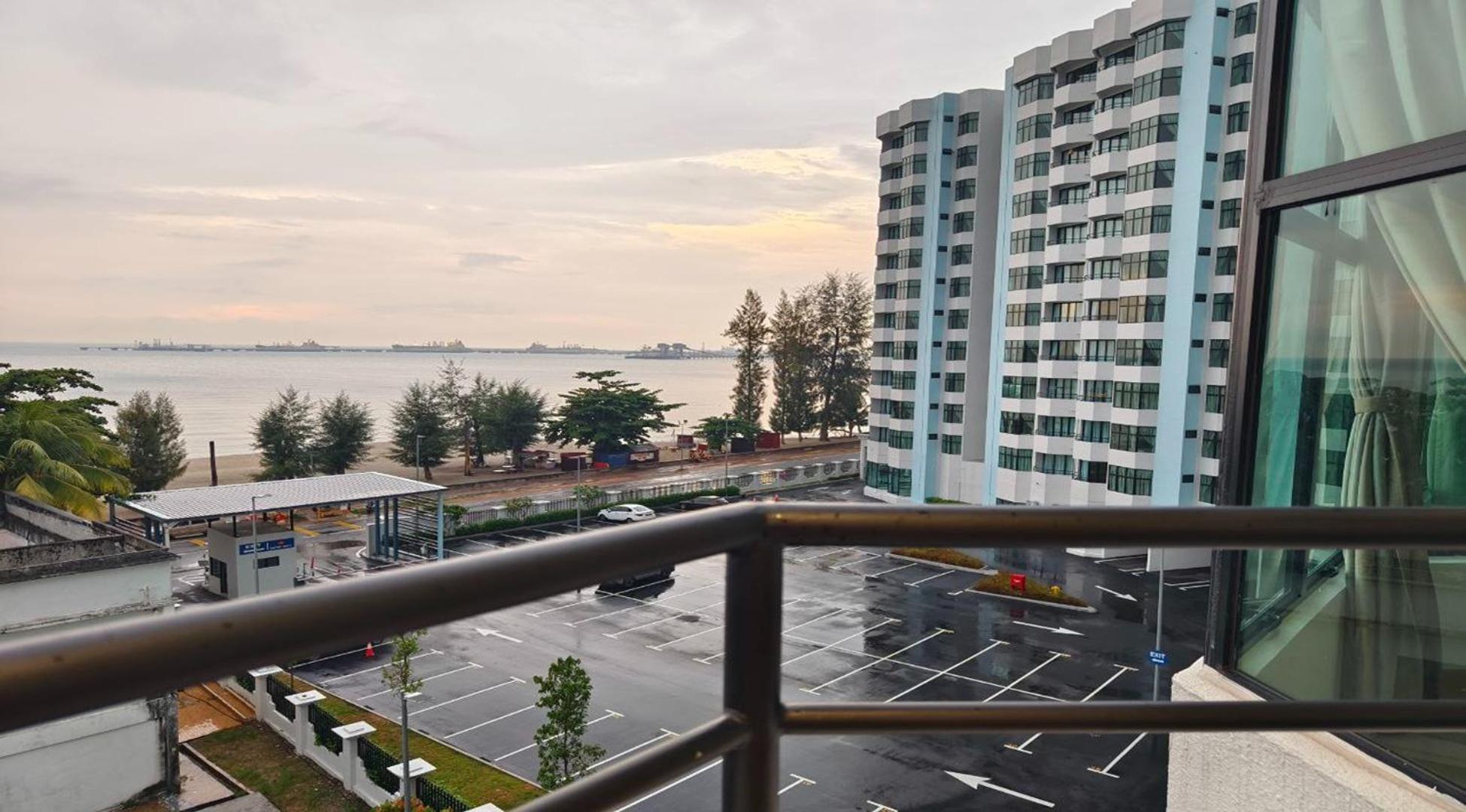 Mutiara Melaka Beach Resort By Glex Tangga Batu Exteriör bild
