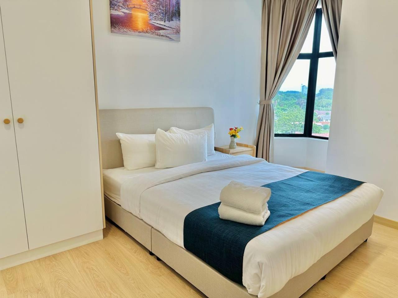 Mutiara Melaka Beach Resort By Glex Tangga Batu Exteriör bild