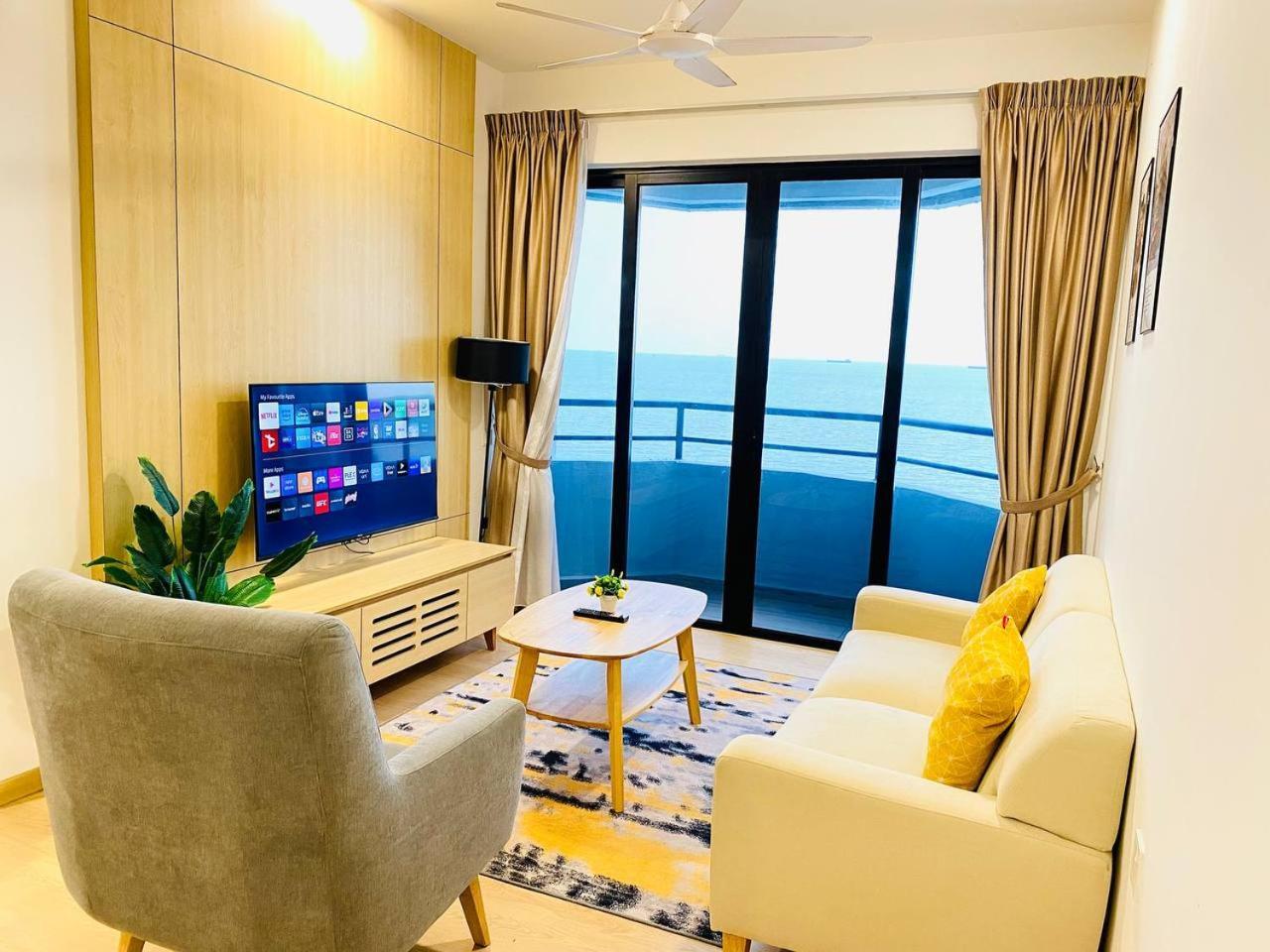 Mutiara Melaka Beach Resort By Glex Tangga Batu Exteriör bild
